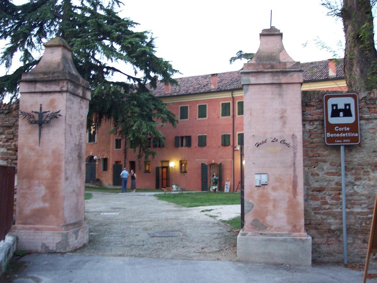 Hotel La Corte Correzzola الغرفة الصورة